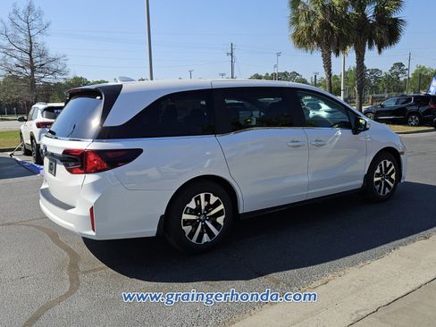 New 2026 Honda Odyssey EX-L image 5