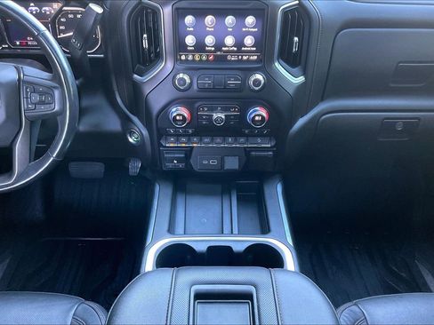 Used 2021 GMC Sierra 1500 AT4 w/ AT4 Value Package image 7
