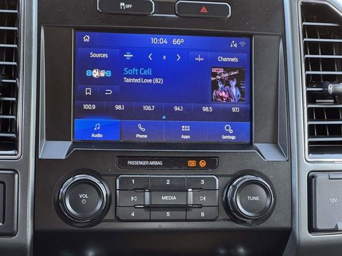 Used 2021 Ford F250 XLT image 3