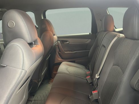 Used 2015 Chevrolet Traverse LS FWD image 24