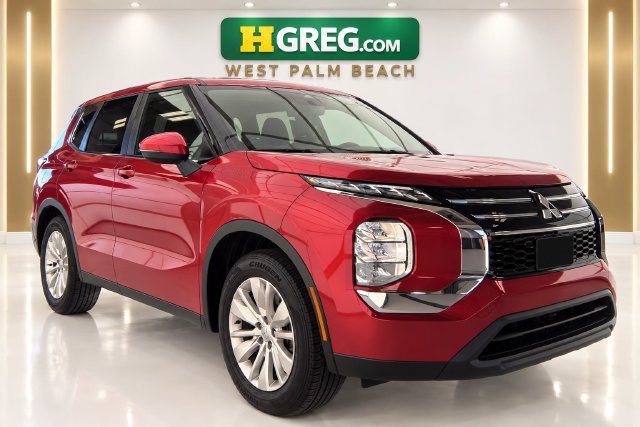 Used 2025 Mitsubishi Outlander ES FWD image 4