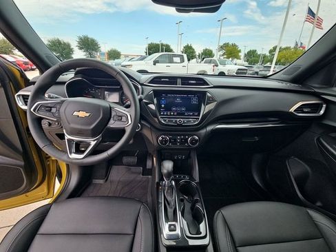 Used 2023 Chevrolet TrailBlazer ACTIV w/ Convenience Package image 19