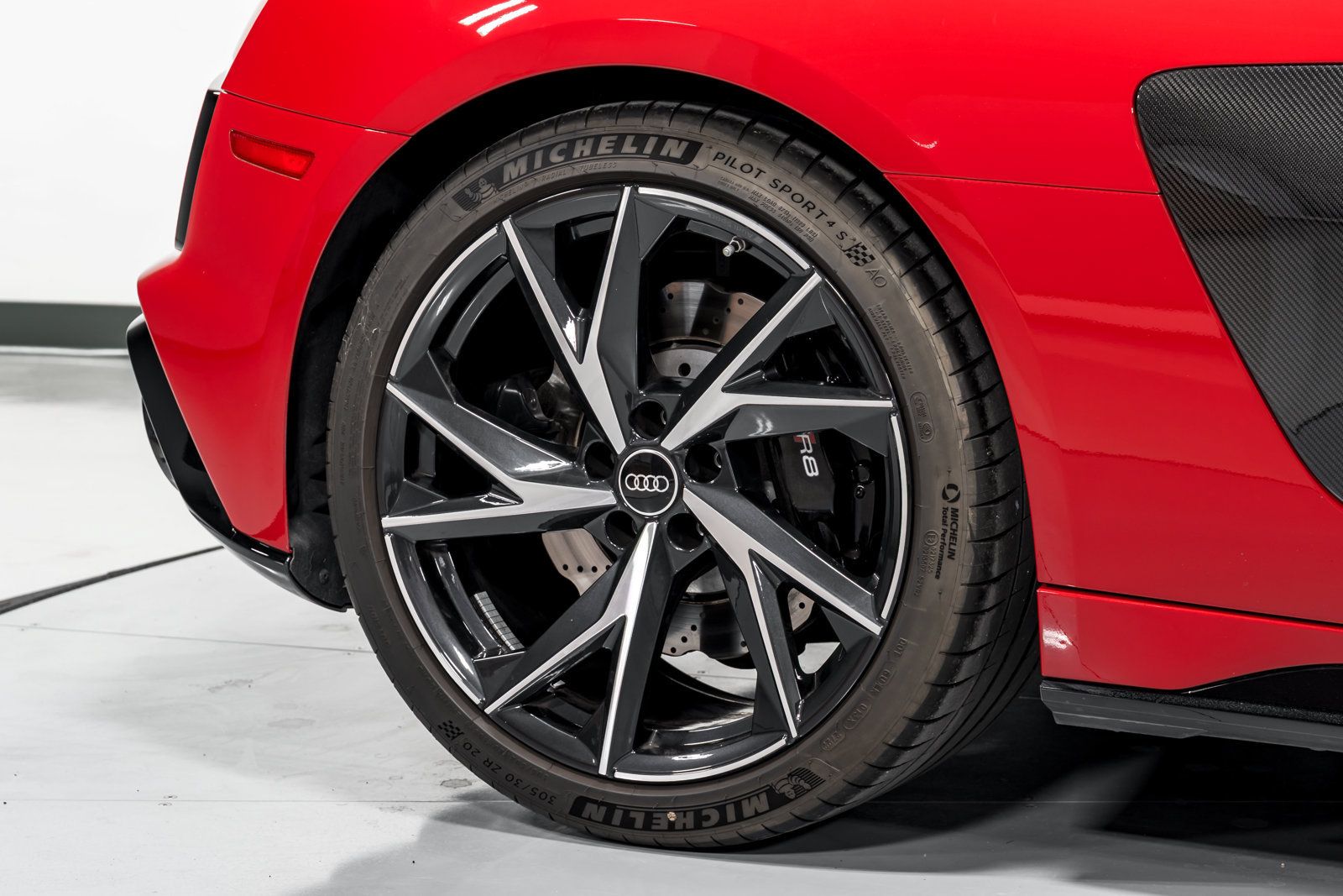 Used 2023 Audi R8 V10 performance RWD image 44