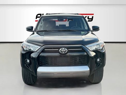 Used 2022 Toyota 4Runner TRD Off-Road Premium AWD/4WD image 2