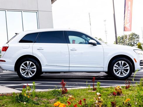 Used 2019 Audi Q7 2.0T Premium w/ Convenience Package AWD/4WD image 10