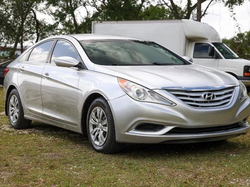 Used 2011 Hyundai Sonata GLS image 15