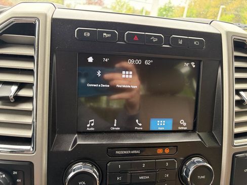 Used 2017 Ford F250 Lariat w/ Tow Technology Bundle AWD/4WD image 36