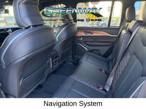 Used 2024 Jeep Grand Cherokee Summit image 7