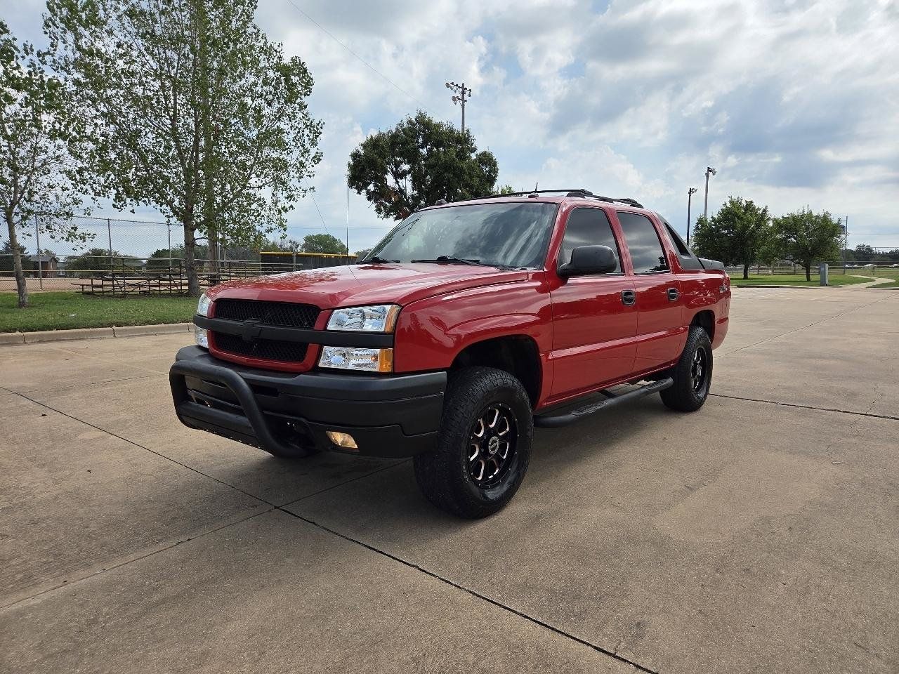 Used 2004 Chevrolet Avalanche Z66 RWD image 3