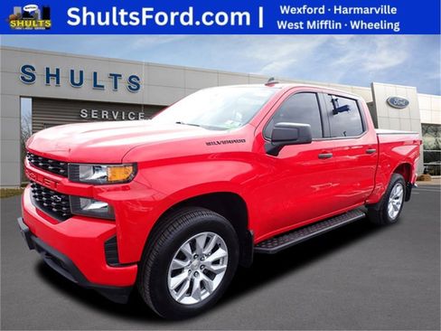 Used 2021 Chevrolet Silverado 1500 Custom image 1