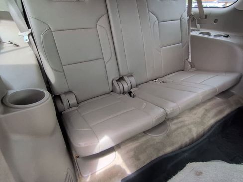 Used 2015 Chevrolet Suburban LTZ AWD/4WD image 22