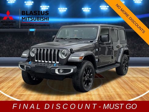 Used 2023 Jeep Wrangler Sahara 4xe w/ Cold Weather Group image 4