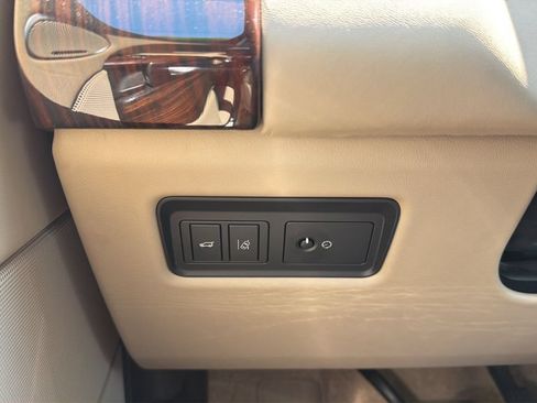 Used 2016 Land Rover Range Rover HSE AWD/4WD image 22