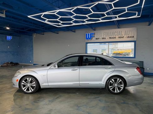 Used 2012 Mercedes-Benz S 550 4MATIC image 4