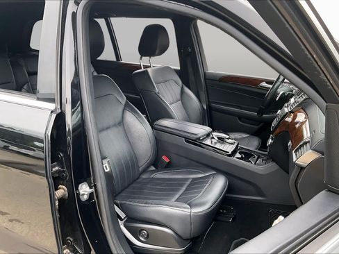 Used 2019 Mercedes-Benz GLS 450 4MATIC image 9