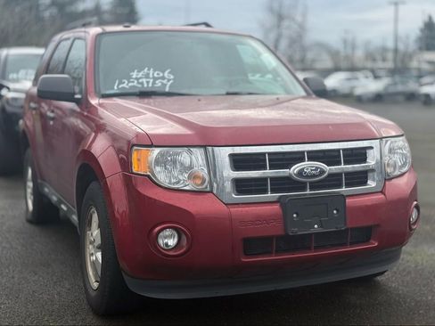 Used 2012 Ford Escape XLT image 7