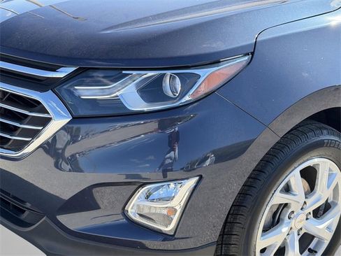 Used 2018 Chevrolet Equinox Premier image 34