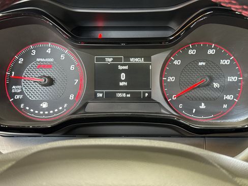 Used 2025 Chevrolet Trax RS w/ Driver Confidence Package FWD image 25