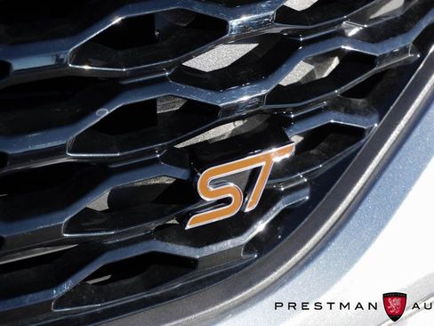 Used 2023 Ford Explorer ST w/ Equipment Group 401A image 18