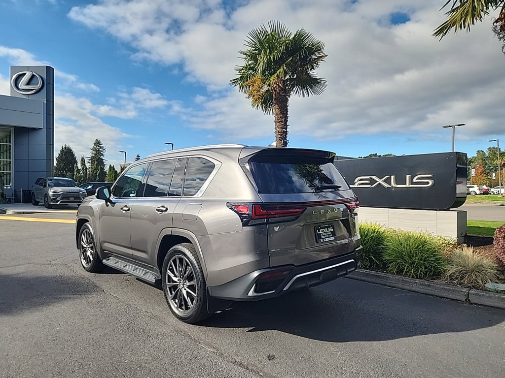 Certified 2023 Lexus LX 600 F Sport AWD/4WD image 3