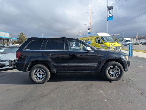 Used 2006 Jeep Grand Cherokee Overland image 2