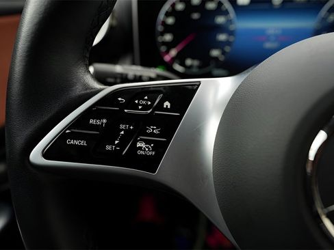 Used 2023 Mercedes-Benz GLC 300 4MATIC w/ Exclusive Trim Package image 52