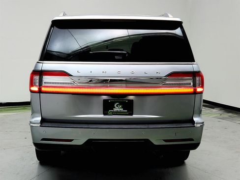 Used 2020 Lincoln Navigator Reserve image 6