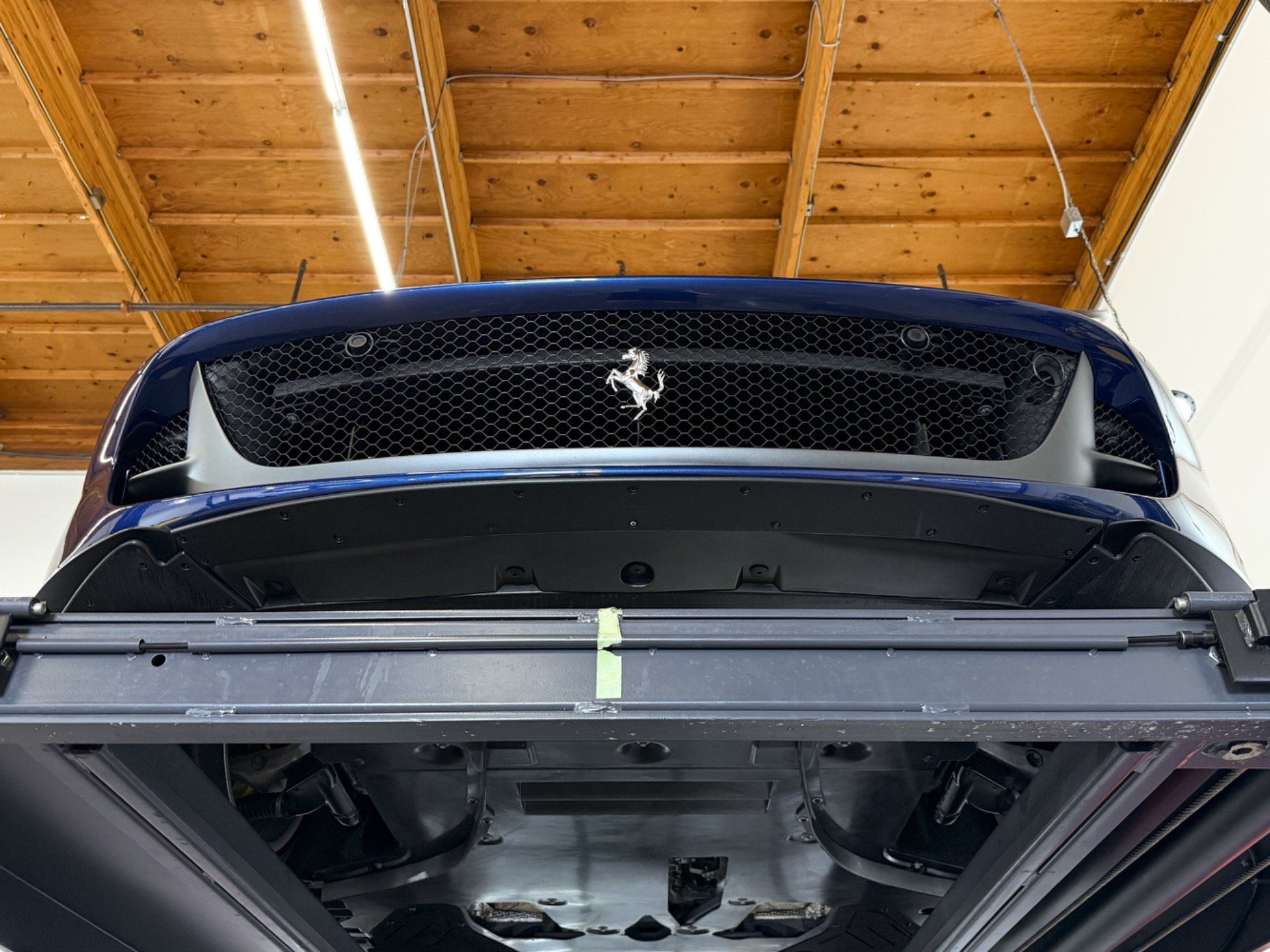 Used 2021 Ferrari 812 GTS RWD image 90