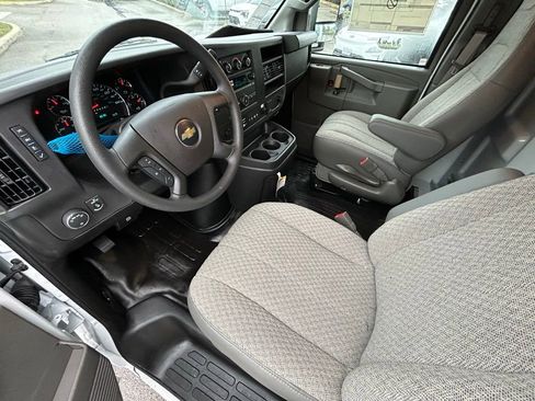 New 2025 Chevrolet Express 3500 w/ Power Convenience Package image 35