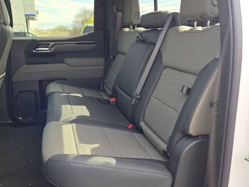 New 2026 Chevrolet Silverado 1500 ZR2 image 19