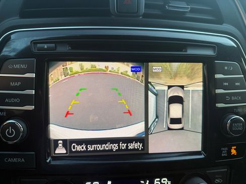 Used 2023 Nissan Maxima SR w/ Sport Mat Group image 24