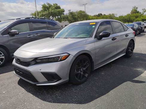 Used 2023 Honda Civic Sport image 7