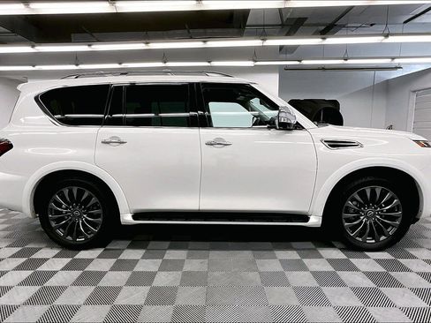 Used 2024 Nissan Armada Platinum w/ Captain's Chairs Package AWD/4WD image 16
