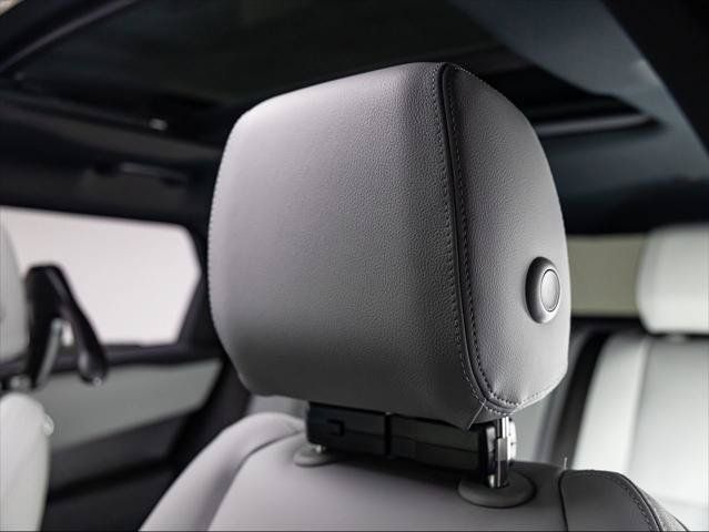 New 2026 Land Rover Range Rover Velar S AWD/4WD image 16