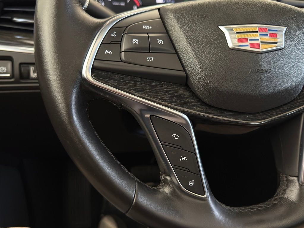 Used 2021 Cadillac XT5 Premium Luxury FWD image 24