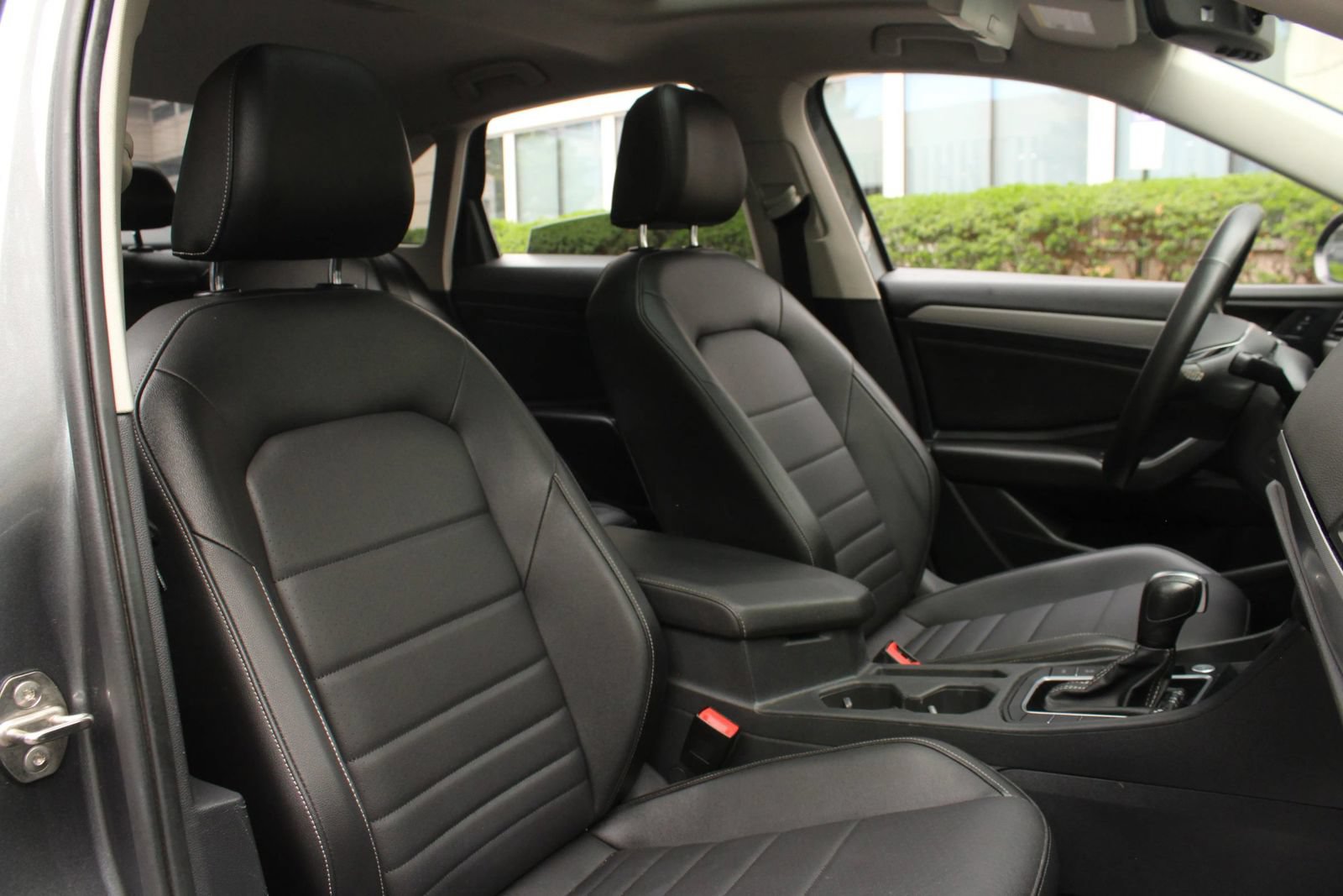 Used 2021 Volkswagen Jetta R-Line FWD image 29