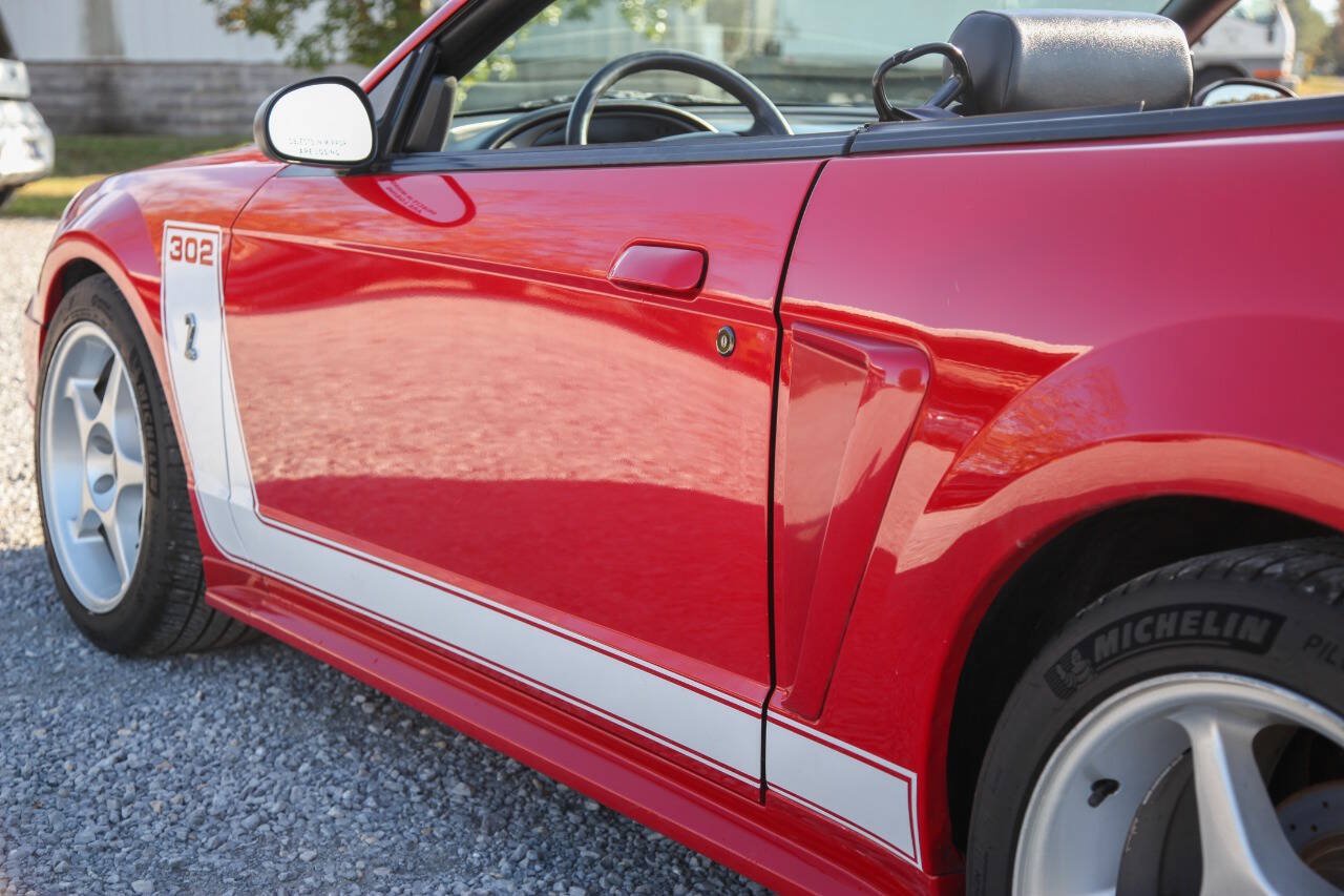Used 1999 Ford Mustang Cobra RWD image 13