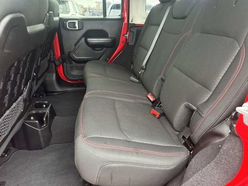 Used 2021 Jeep Wrangler Unlimited Rubicon image 11