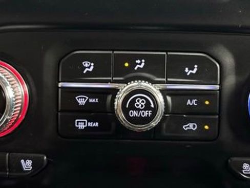 Used 2020 GMC Sierra 1500 AT4 w/ AT4 Premium Package image 33