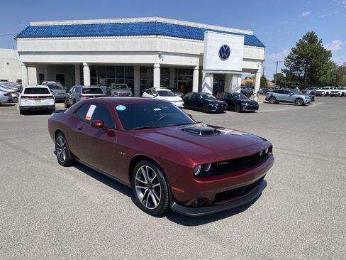 Used 2023 Dodge Challenger R/T w/ Plus Package RWD image 7