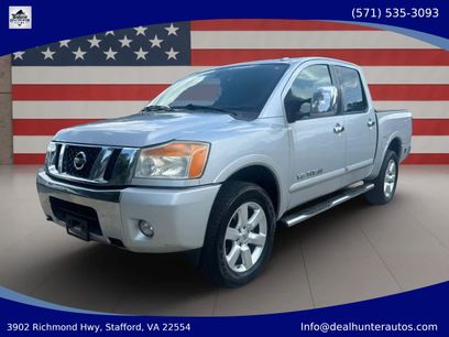 Used 2014 Nissan Titan SL w/ SL Moonroof Package
