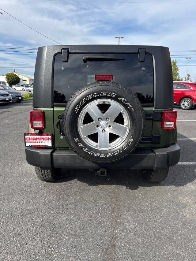 Used 2007 Jeep Wrangler Unlimited Sahara AWD/4WD image 6