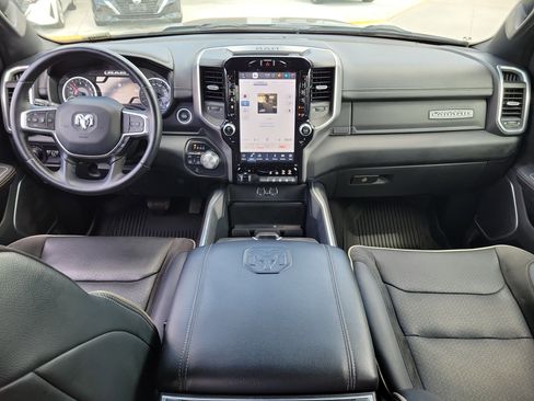 Used 2023 RAM 1500 Laramie AWD/4WD image 16