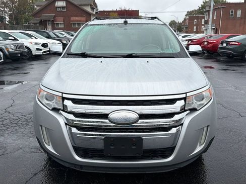 Used 2013 Ford Edge Limited w/ Driver Entry Pkg image 2