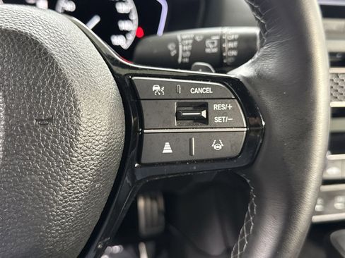 Used 2025 Honda Civic Sport image 36