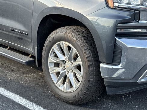 Used 2022 Chevrolet Silverado 1500 LTZ w/ Technology Package image 5