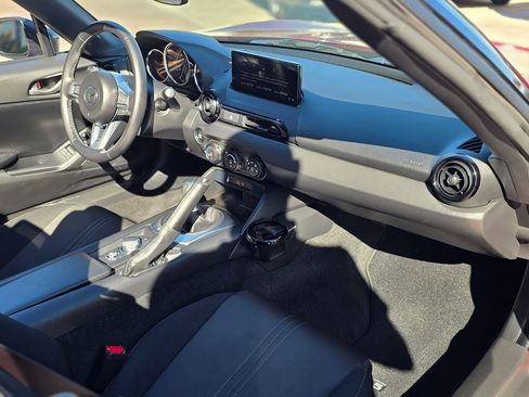 Used 2025 MAZDA MX-5 Miata Sport image 14