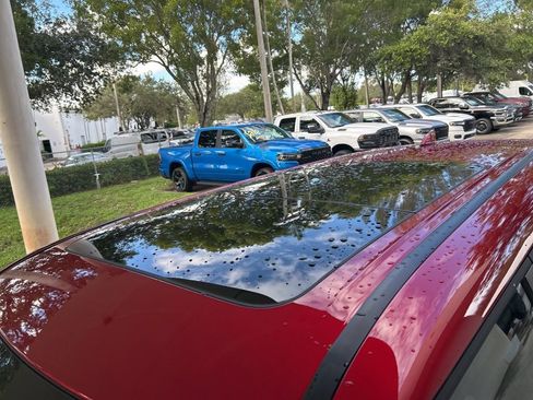 New 2025 Mitsubishi Outlander SE image 16