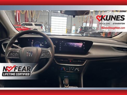 Used 2025 Buick Encore GX Preferred image 41