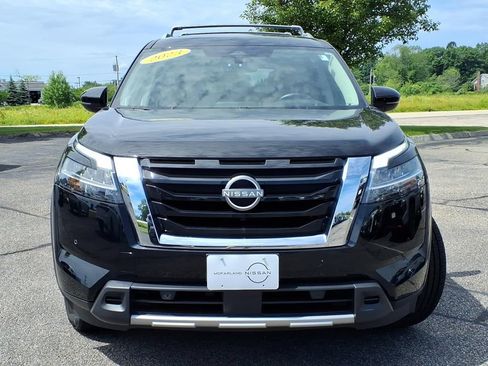 Certified 2023 Nissan Pathfinder Platinum w/ Cargo Package AWD/4WD image 7